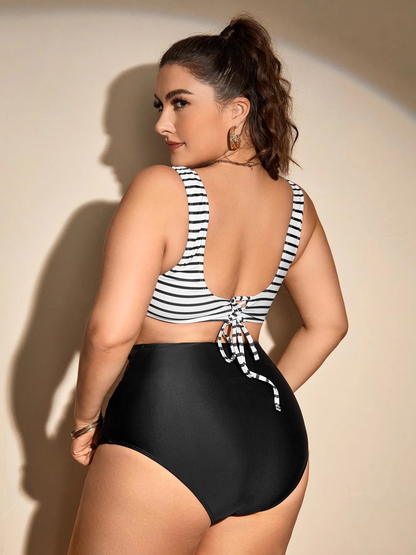 Biquíni Petra Hot Pant Plus Size