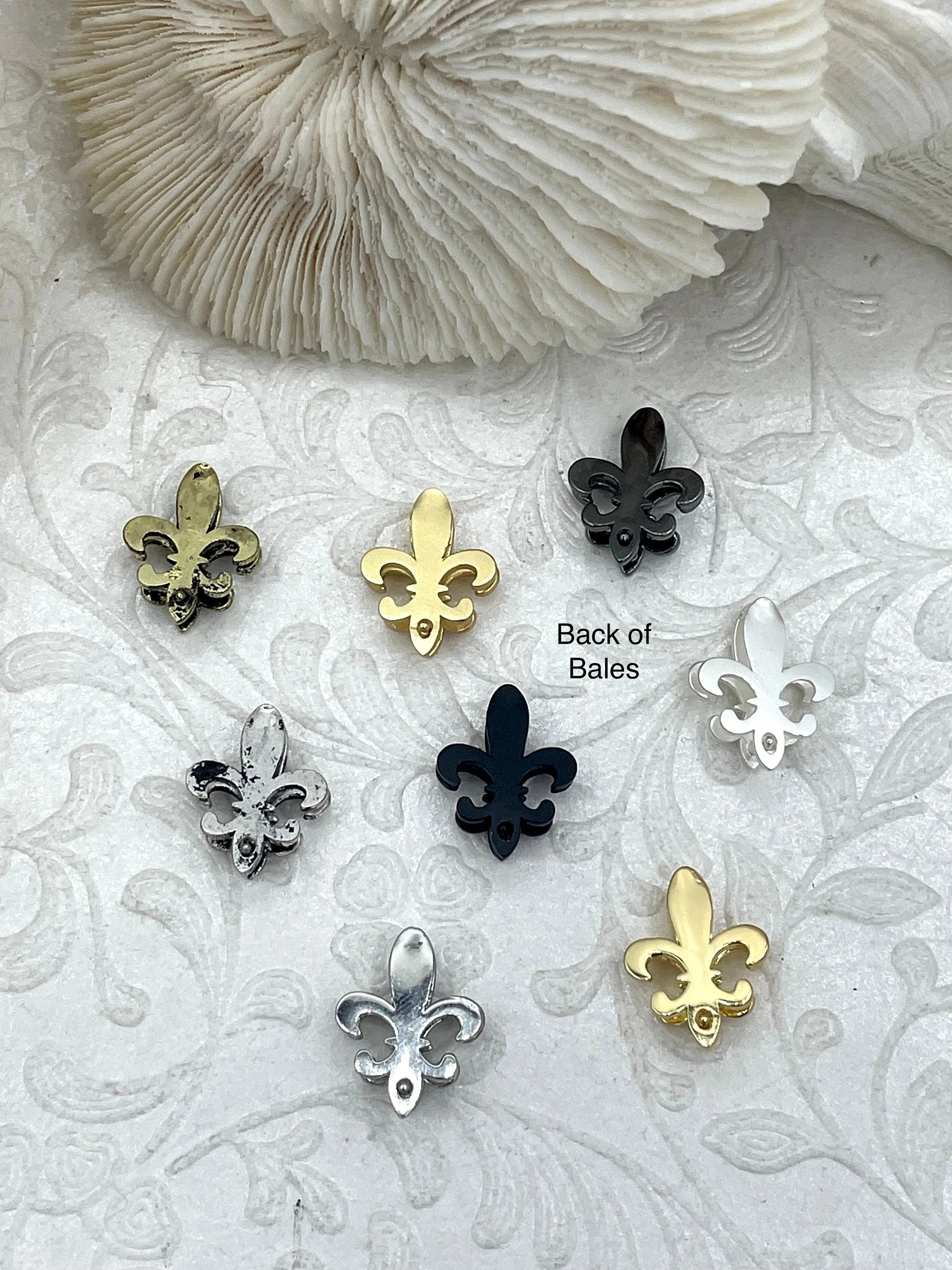 Brass Fleur De Lis Bale, Snap Bale, 8 finishes, Fleur De Lis Necklace Building Extender, 17mm x 13mm, Charm Holder, Fast Ship