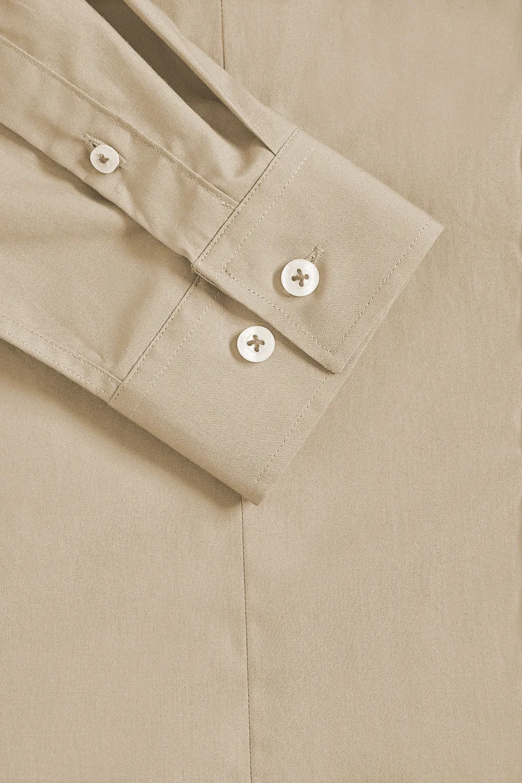 Camisa de popelín Slim Fit beige con bordado Rigby Go