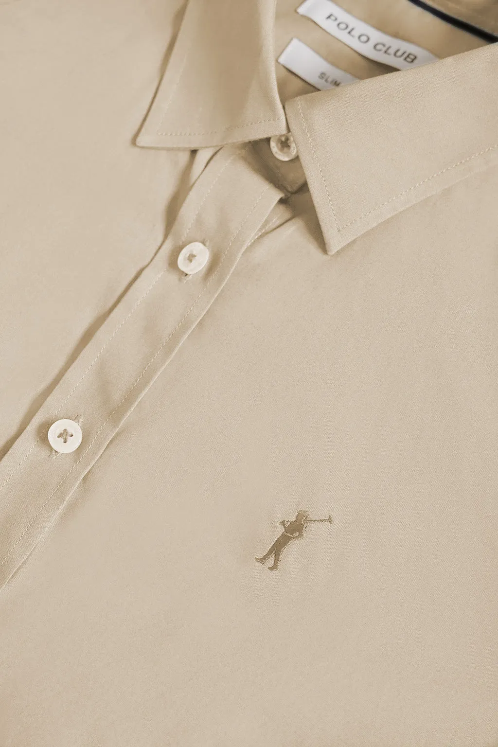 Camisa de popelín Slim Fit beige con bordado Rigby Go