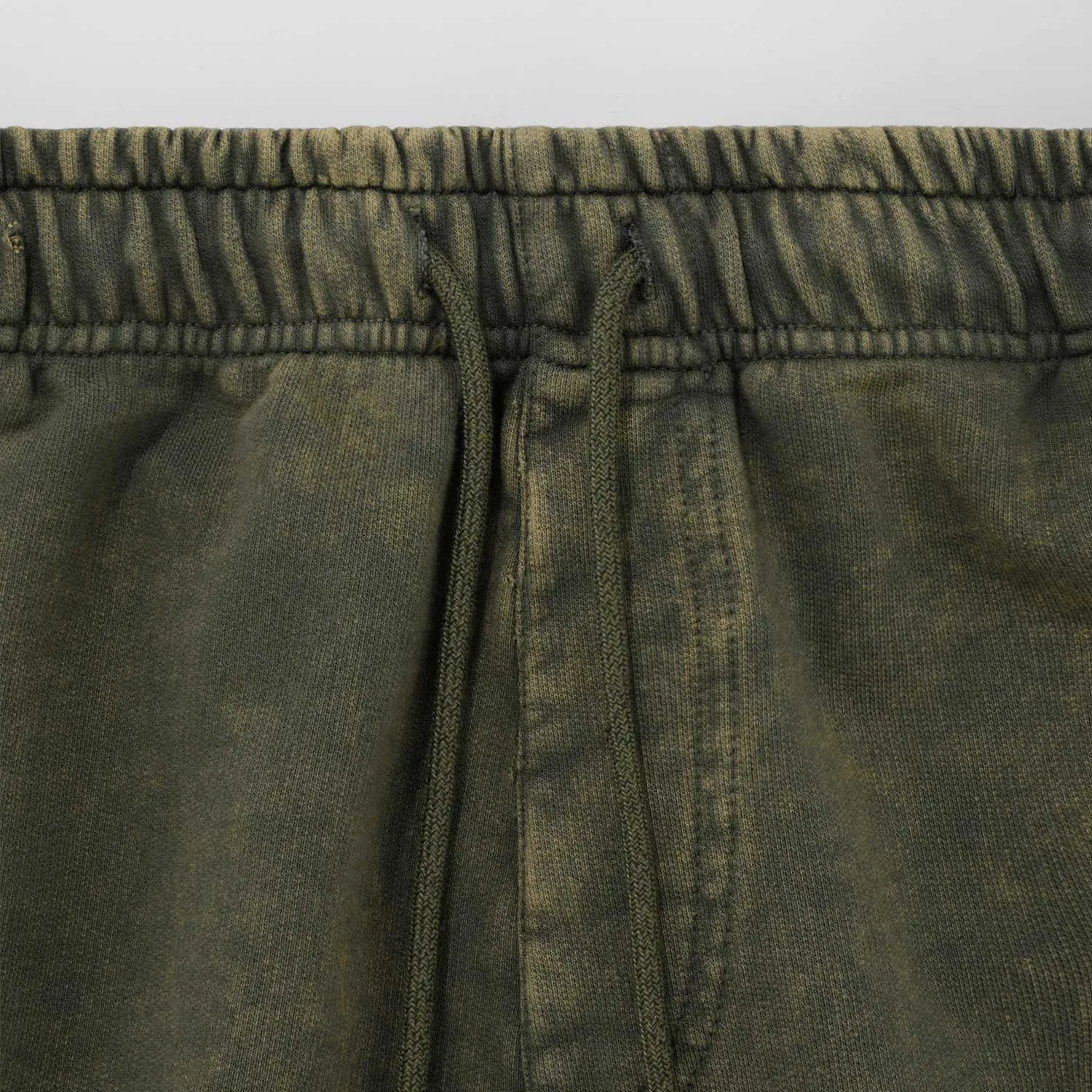 Core Washed Shorts - Military Green