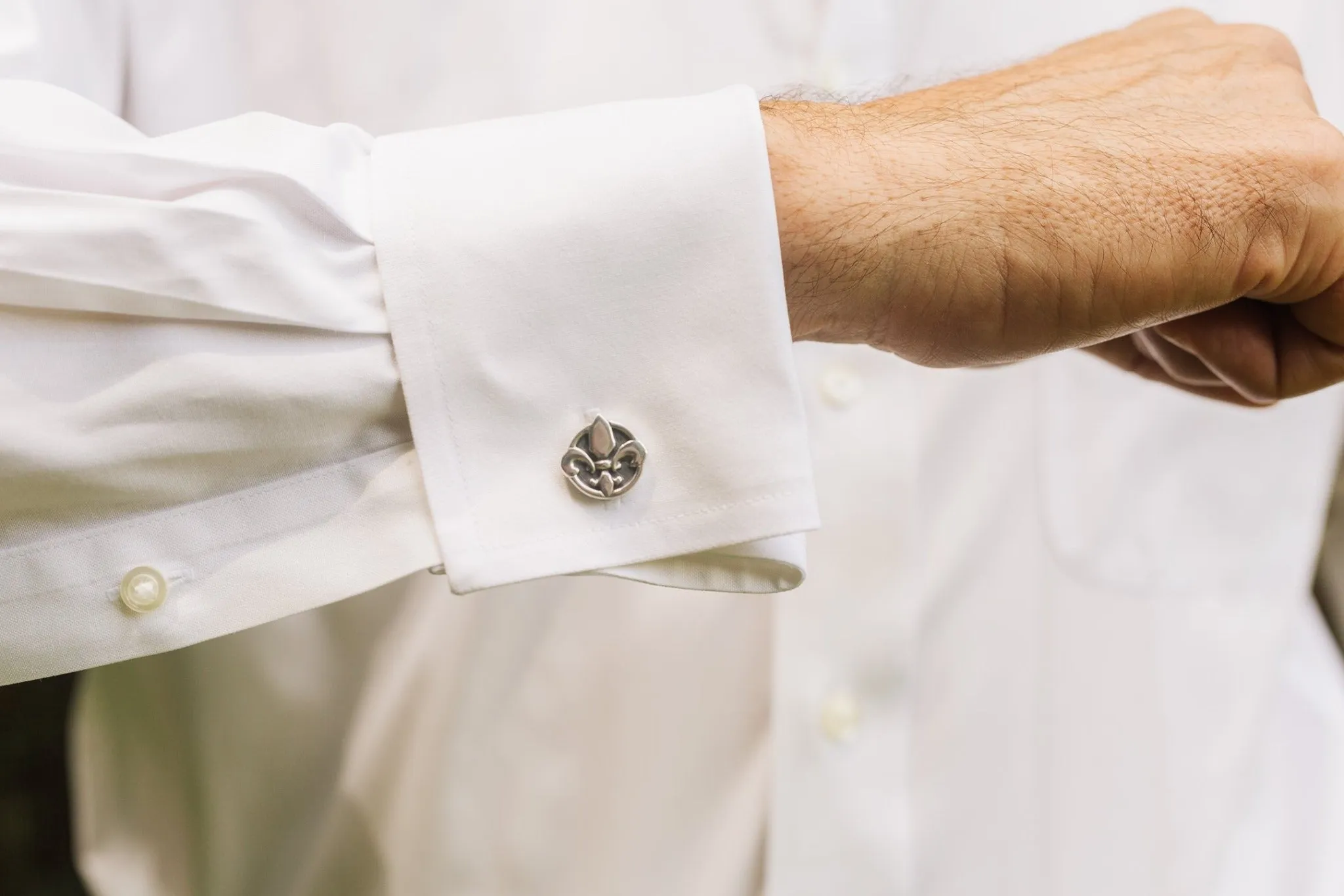 Fleur de Lis Circle Cufflinks