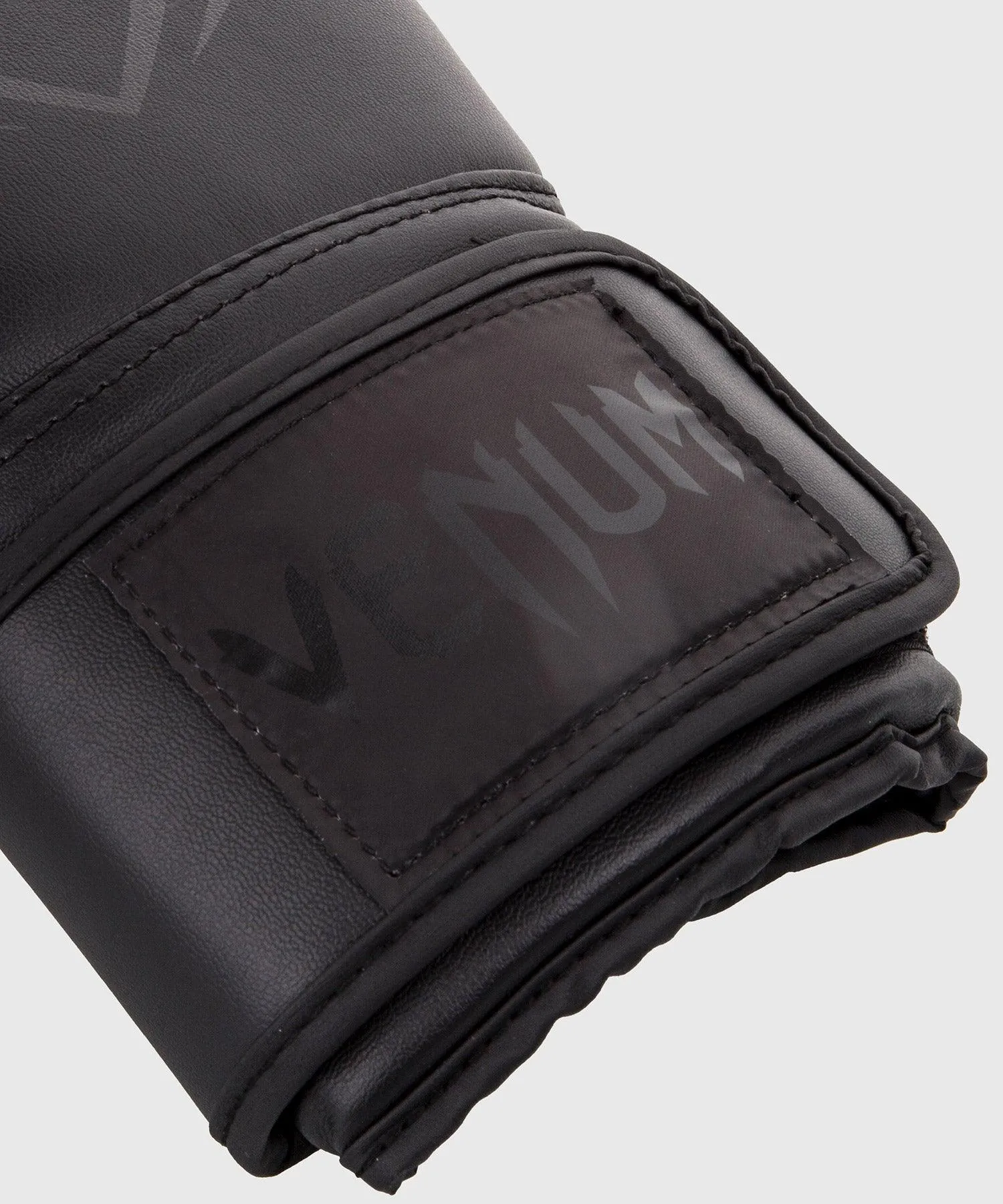 Guantes de Boxeo de Competición Venum  - Negro/Negro