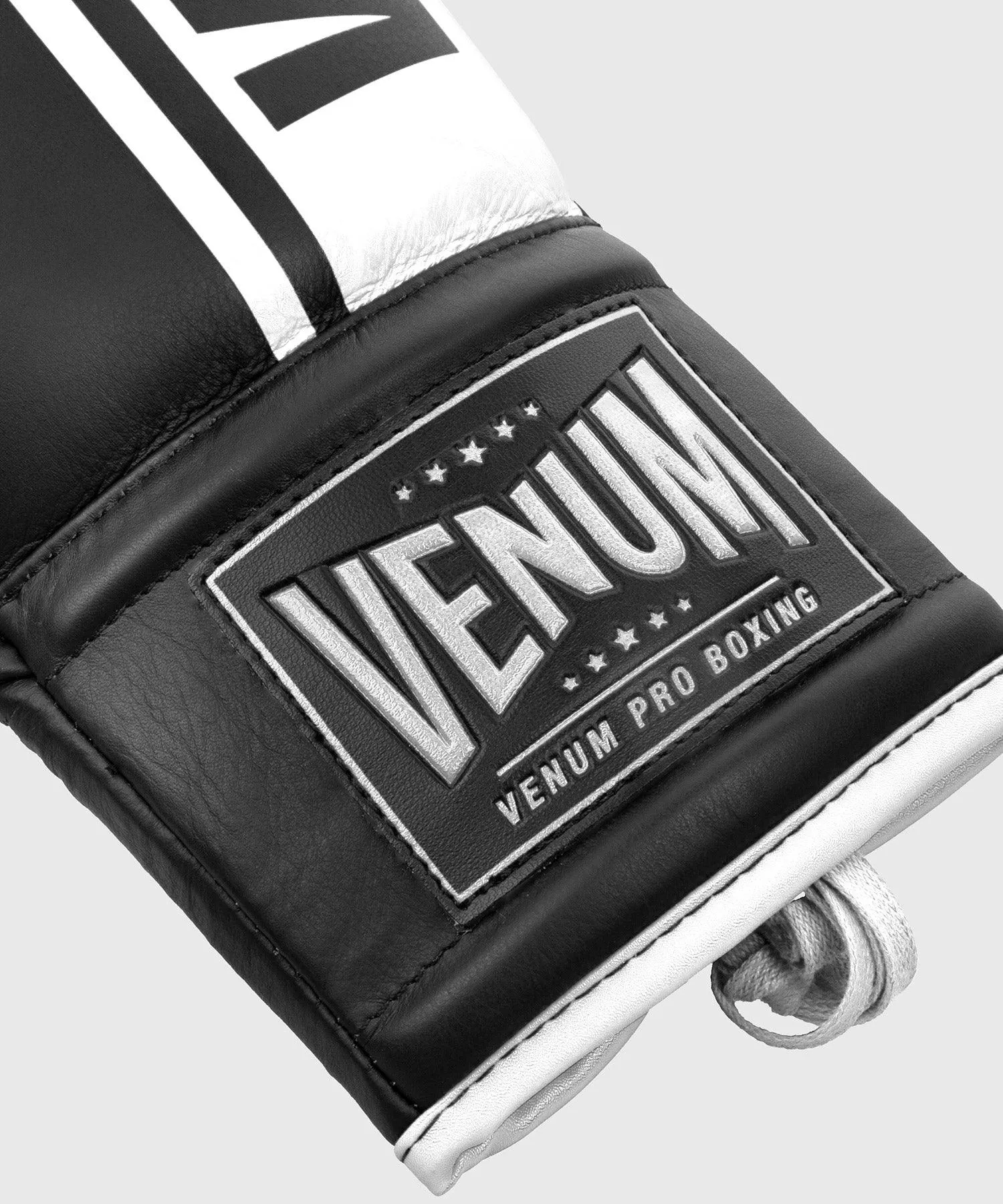 Guantes de Boxeo profesional Venum Shield – cordones - Negro/Blanco