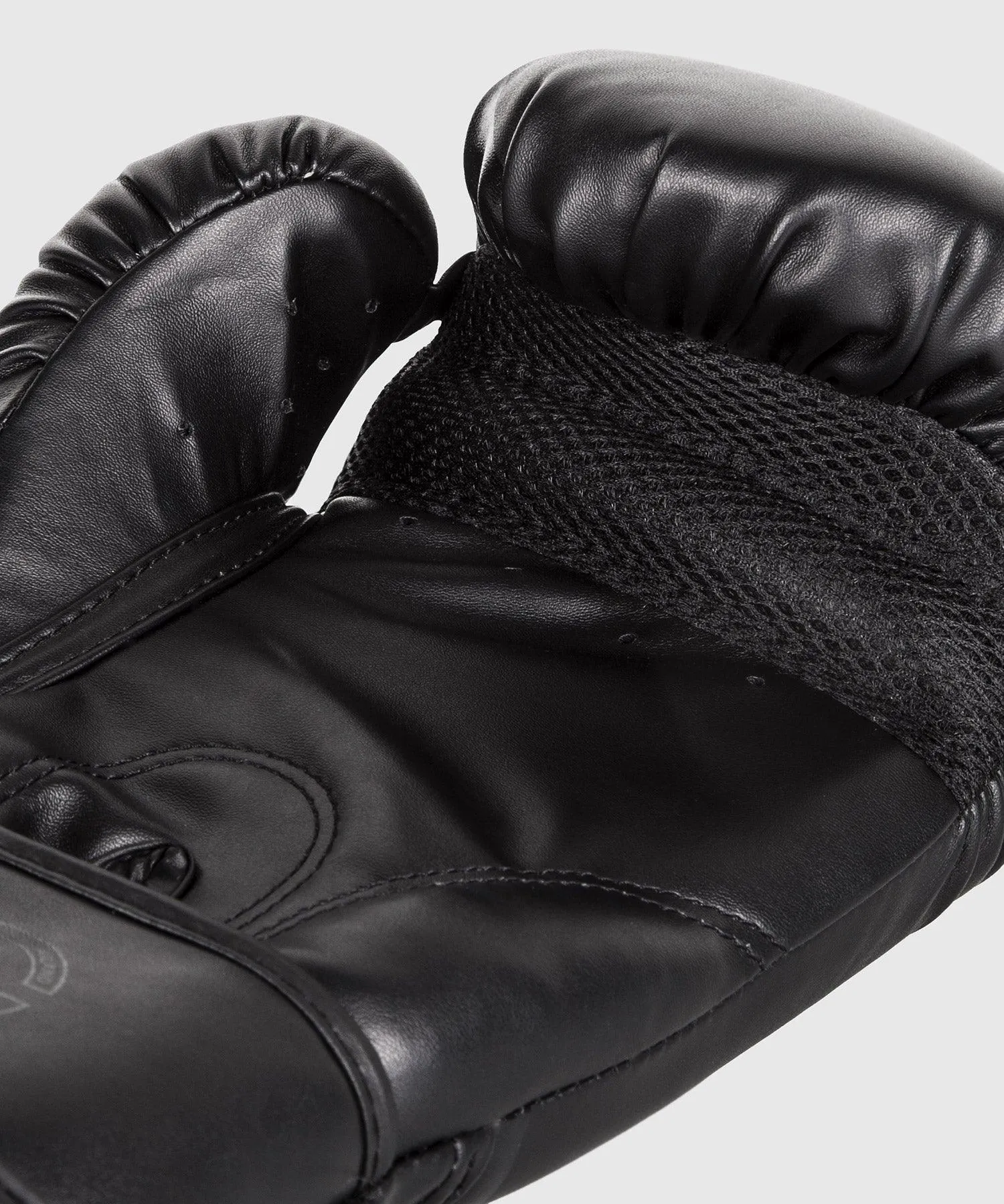 Guantes de Boxeo Venum Challenger 2.0 - Negro/Negro