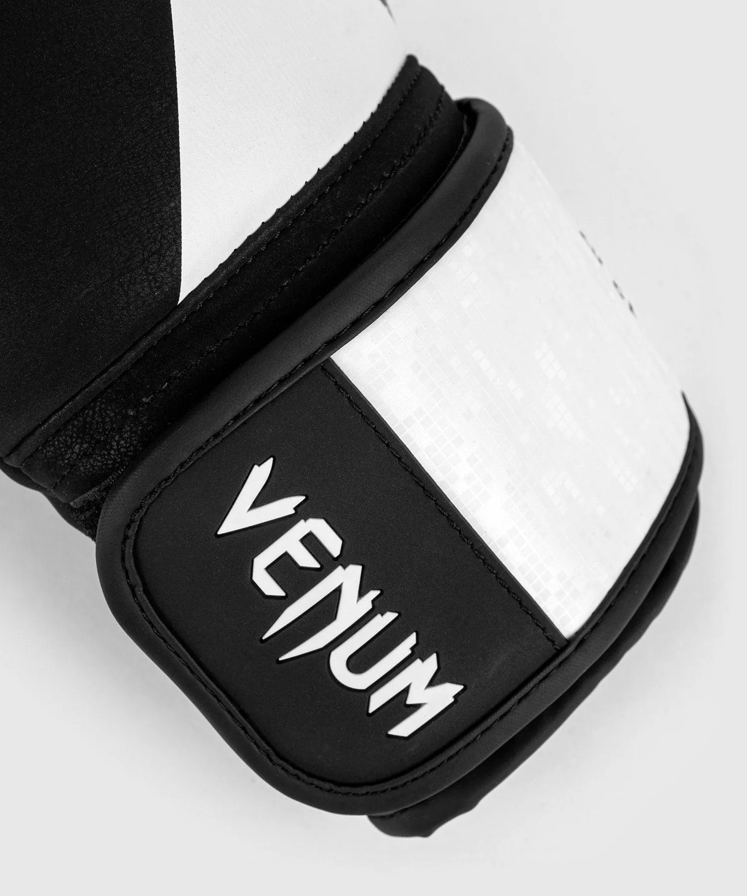 Guantes de Boxeo Venum Legacy