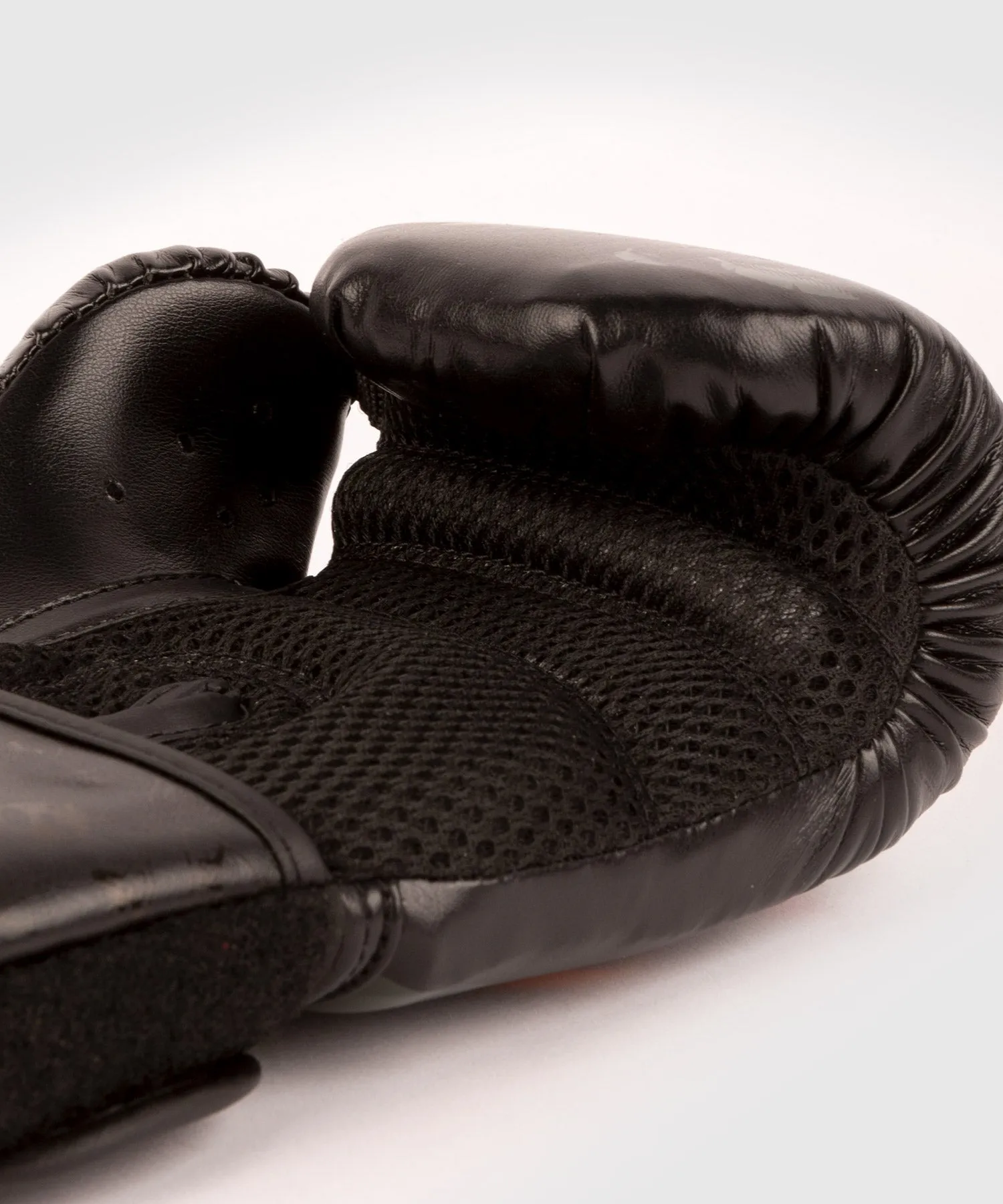 Guantes de Boxeo Venum x Angry Birds - Para Niños - Negro