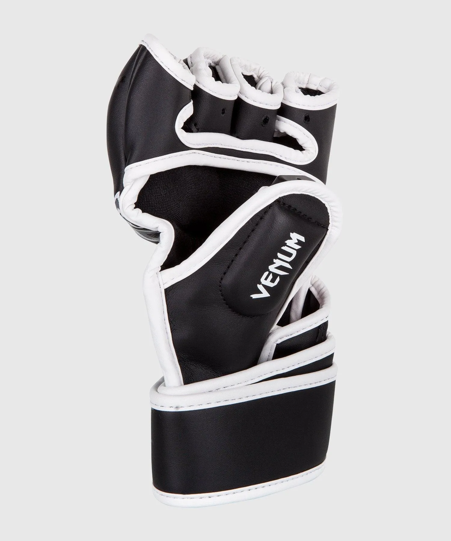 Guantes de MMA  Venum Gladiador 3.0 - Negro/Blanco