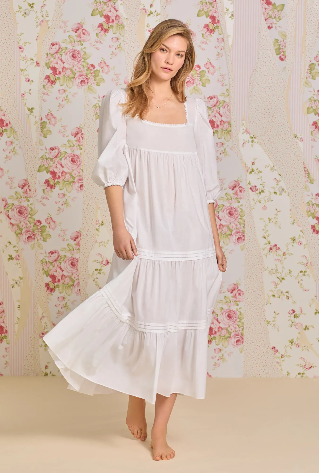 Iconic White "Victoria" 3/4 Sleeve Cotton Nightdress