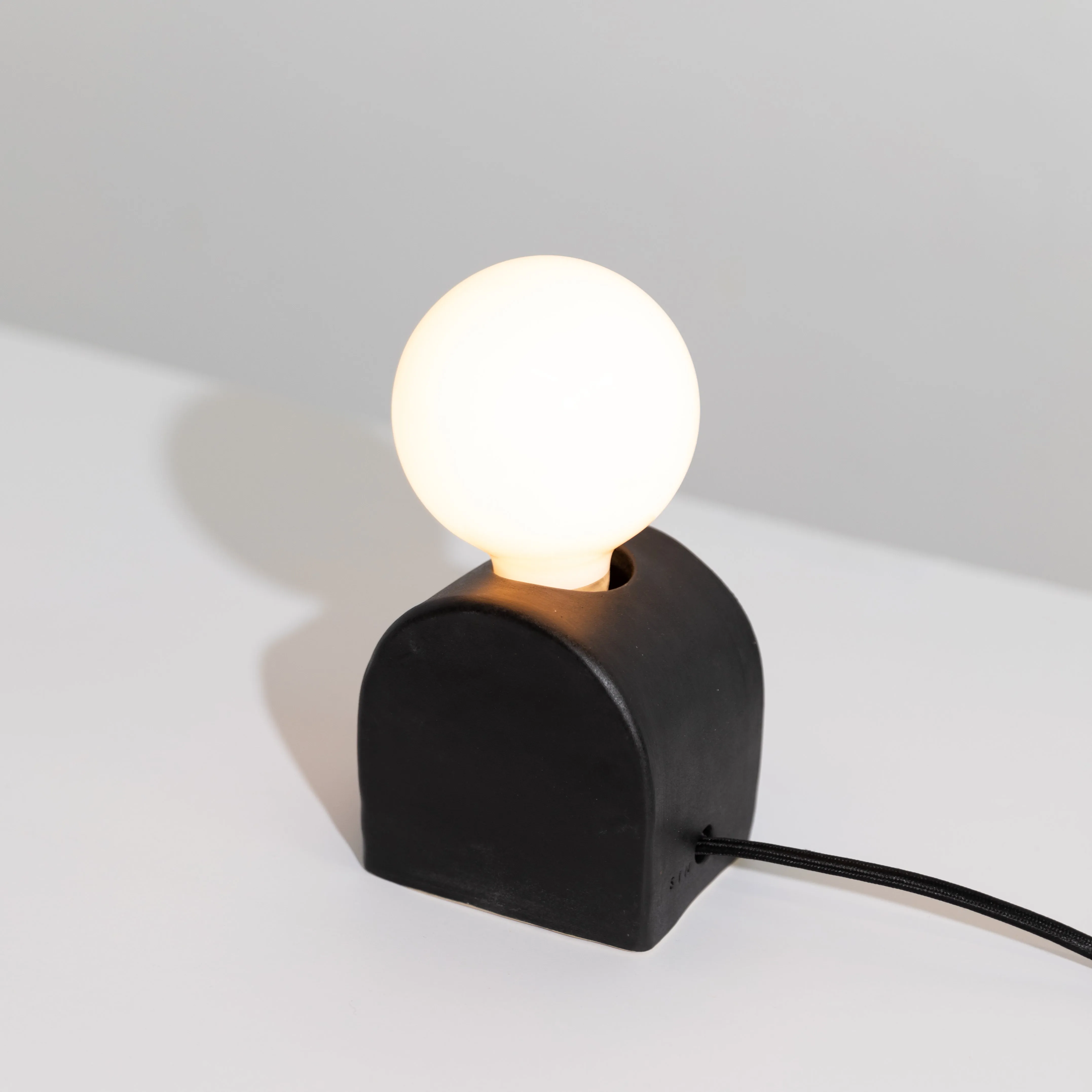 Mima Table Light in Black