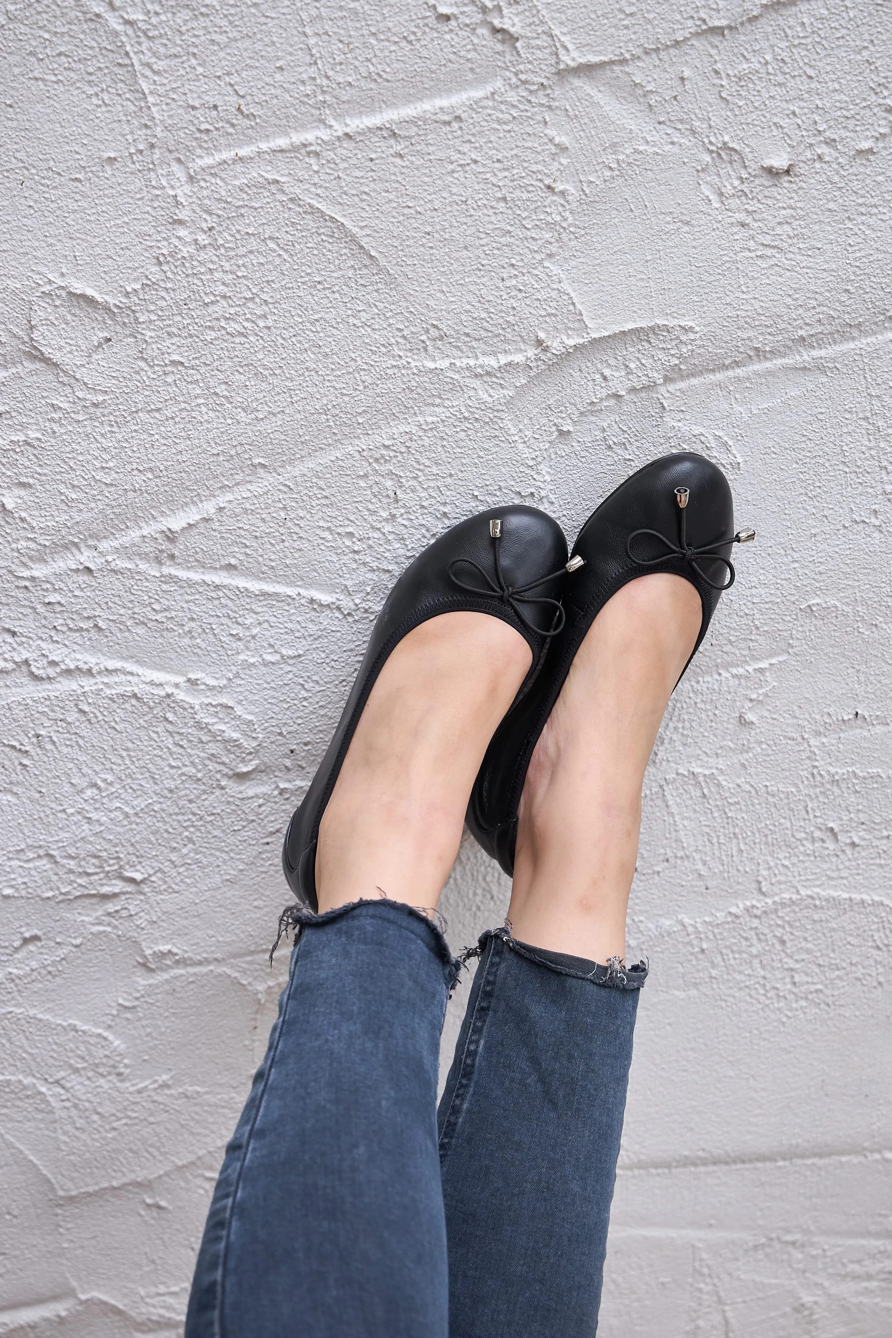 Sandringham - Black Leather Ballet Flats