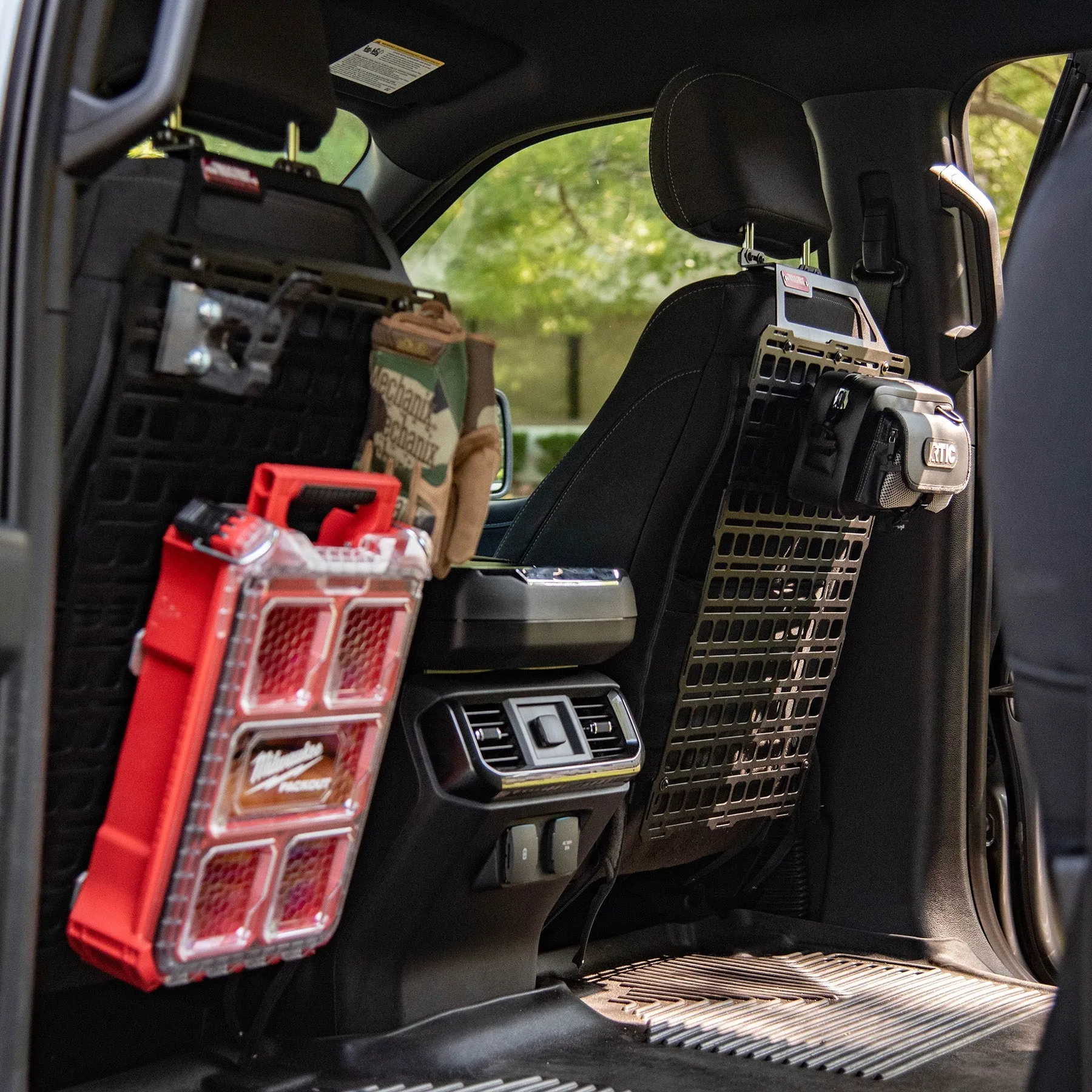 Seat Back Tech Plate MOLLE Kit - RAM 1500 (2019 )